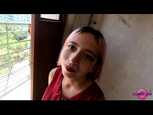 ❤️ Sha'awar ɗalibi yana tsotsar Baƙo a Waje - Cum A Fuskarsa ❤❌ Batsa na Gida ❌️